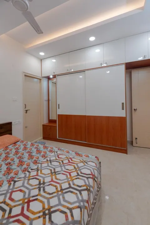 Master bedroom, third view